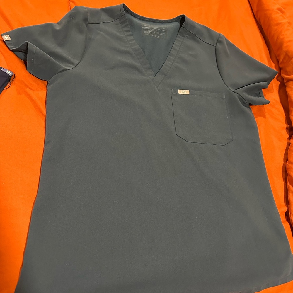 Figs women’s medium Technical Collection Top grayish/blue